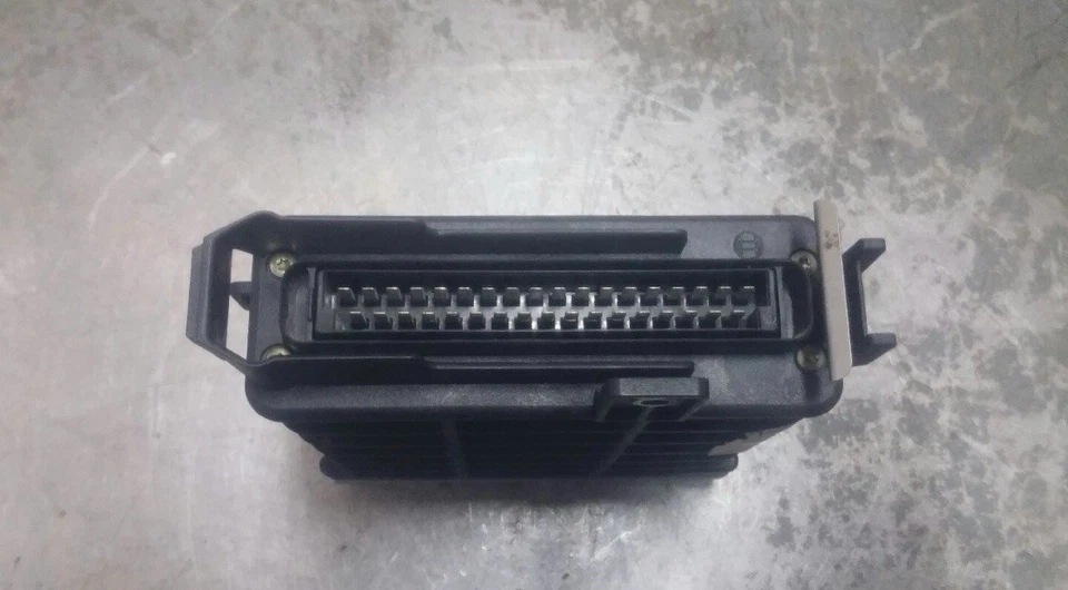 VW Centralina motore Bosch 0261200271 ECU 0 261 200 271 motronic 443 907 311 D - Immagine 4 di 4