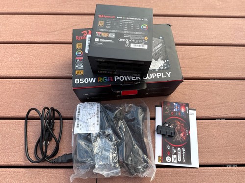 ReDragon RGB Alimentatore ATX 850 Watt 80+ Oro, ROSSO-850W PSU850RBBK