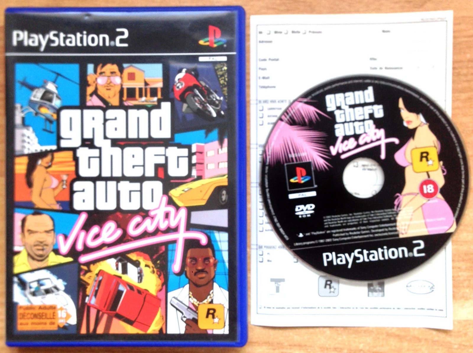 GRAND THEFT AUTO VICE CITY EN BOITE SANS NOTICE SONY PS2 PAL