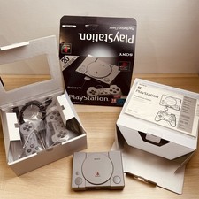 Sony PlayStation Classic MINI Console con 2 Controller - Ottime condizioni