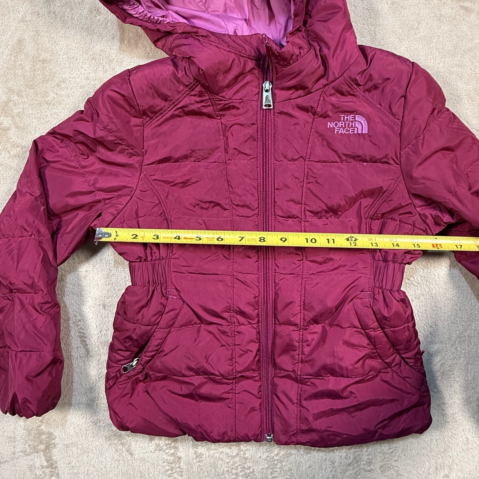 The North Face 550 Youth Girls  Hooded Down Jacket Magenta Size S7/8 thumbnail 3