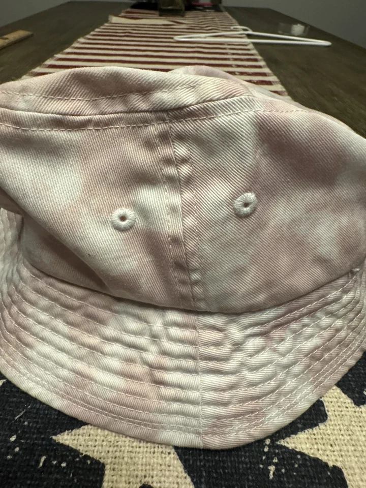 Sombrero de cubo rosa y blanco para niña Puma Foto 3 de 4