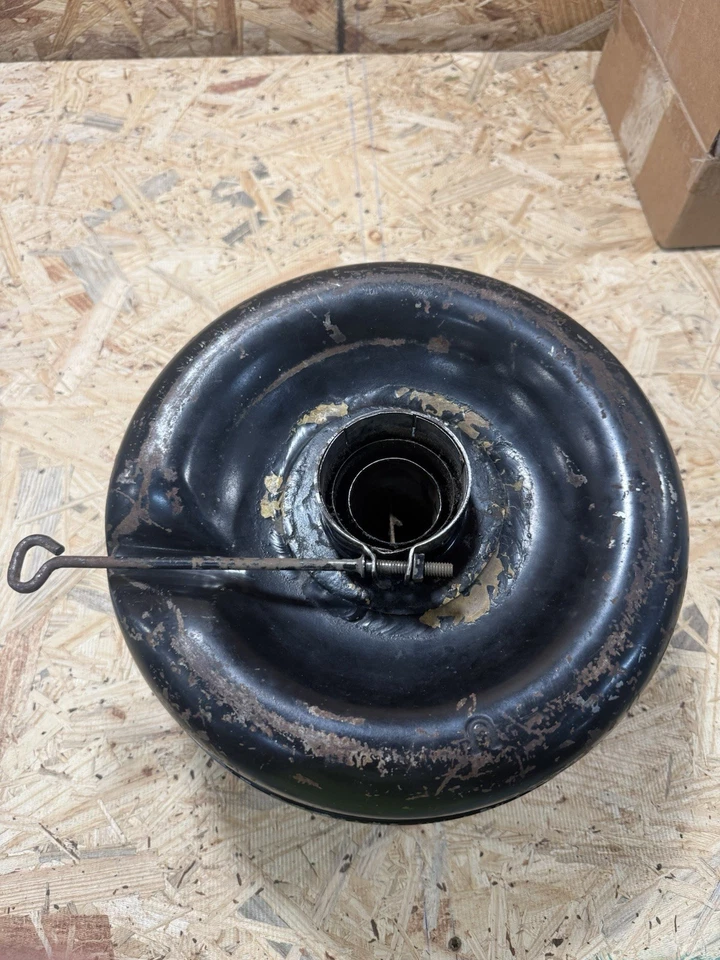 Filtro de aire de baño de aceite Ford 1949 a 1952 Foto 3 de 4