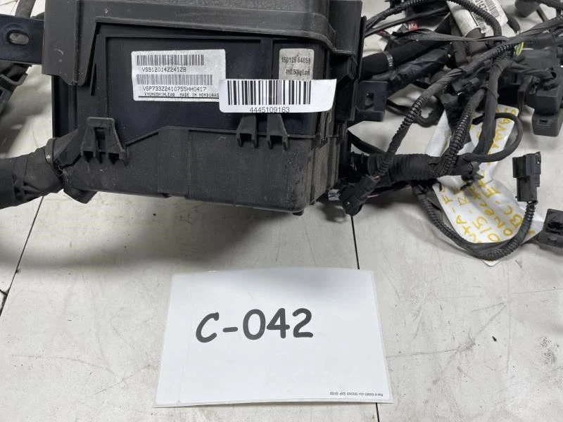 Hyundai Santa Fe 2015 deportivo SWB motor caja de fusibles con arnés de cables OEM+ Foto 2 de 4