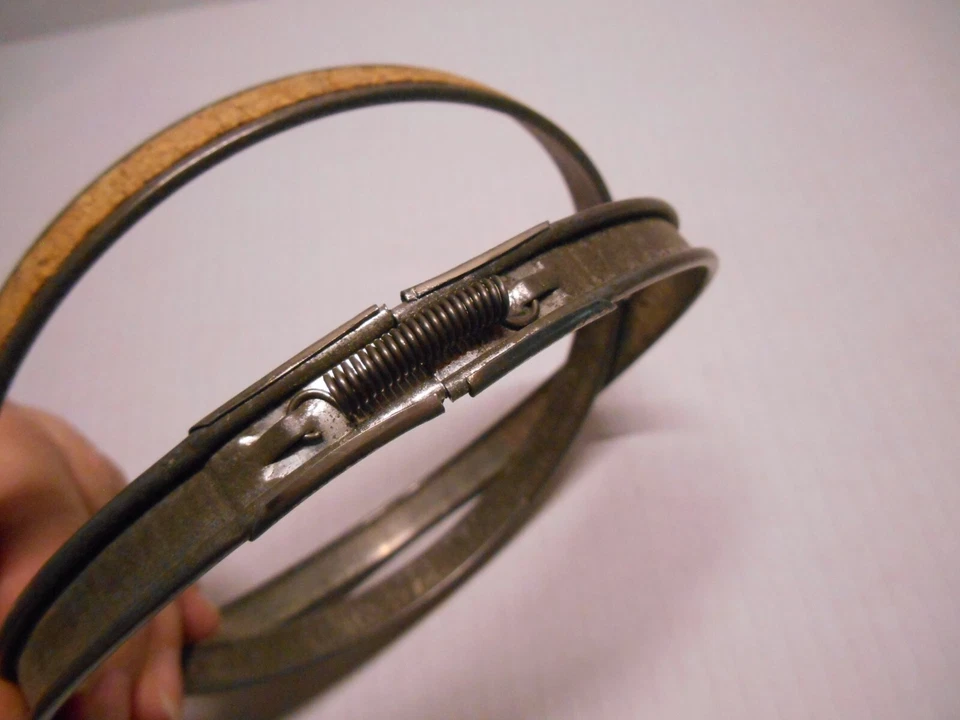 Vintage Round Metal Spring Tension Cork Lined Embroidery Hoop 5" - Image 4 of 4