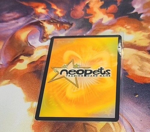 NEOPETS YELLOW GRARRL RARE BATTLE FOR MERIDELL SET 28/140 WOTC VINTAGE MINT! - Picture 2 of 2
