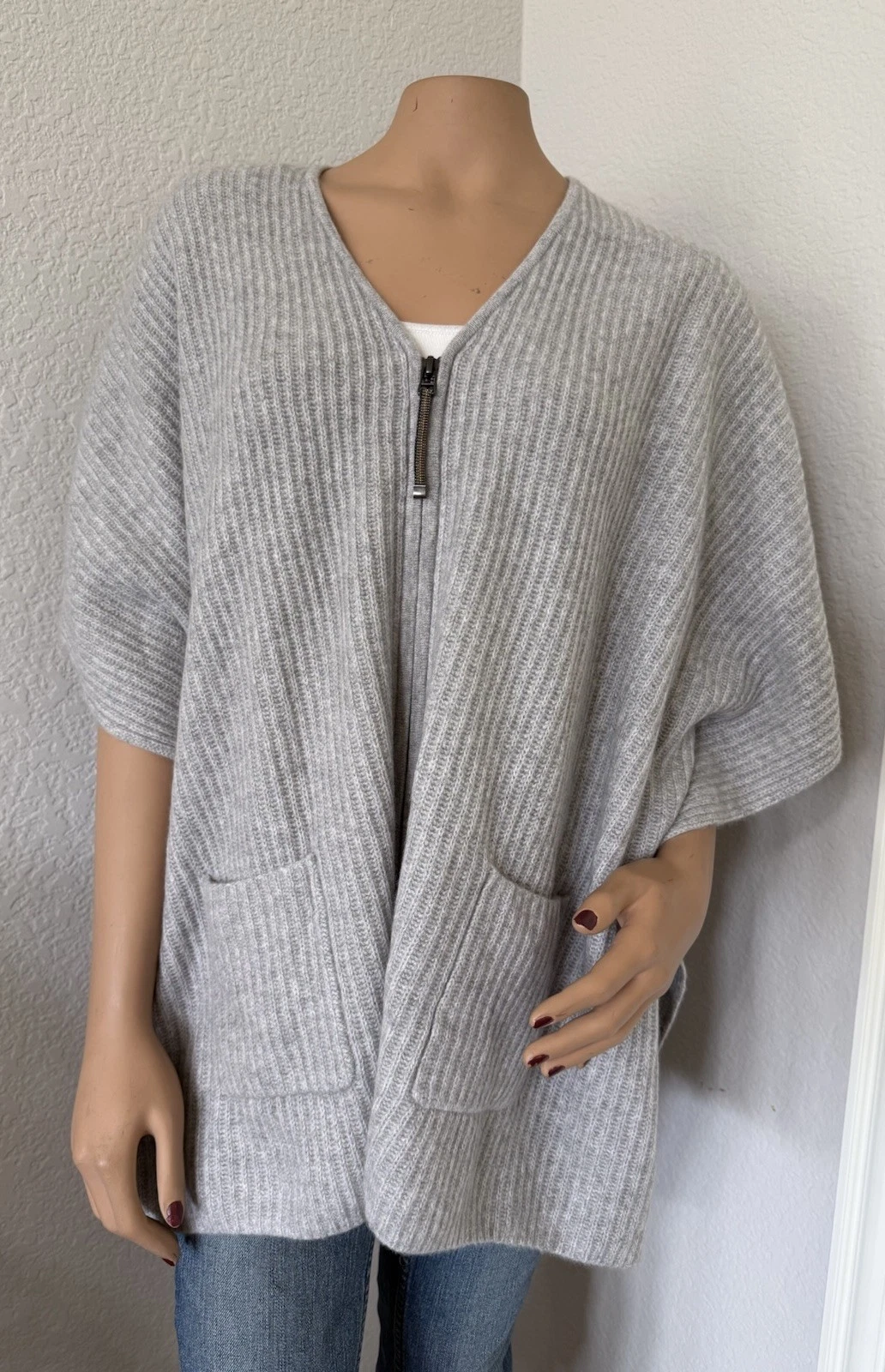 Neiman Marcus 100% Cashmere Gray Pullover Poncho Sweater L/XL NWT $495