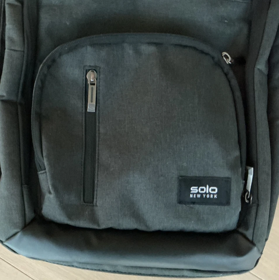 MOCHILA TSA SOLA NEW YORK GRAND TRAVEL - GRIS Foto 3 de 4