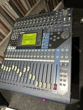 Yamaha 0196 VCM Digital Mixer