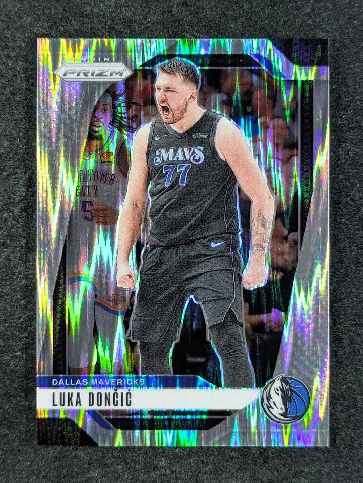 2024-25 Panini Prizm LUKA DONCIC 79/249 Skewed Prizm SP Dallas Mavericks #89