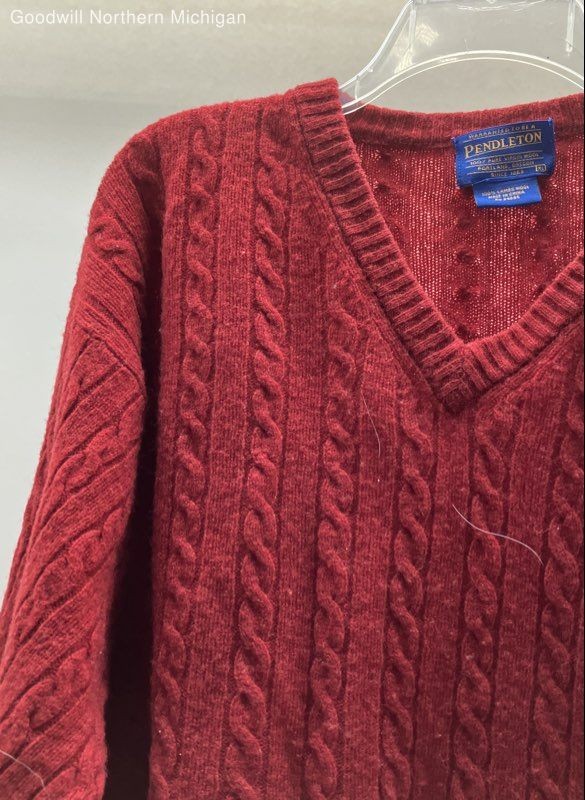 Men's PENDLETON Red Wool Pullover V-Neck Cable Kn… - image 4