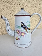 Cafetière ancienne émaillée décor oiseau fleurs.