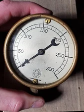 RARE Automobile Vintage US Gauge Co Pressure Gauge Brass Early 1900s Crescent
