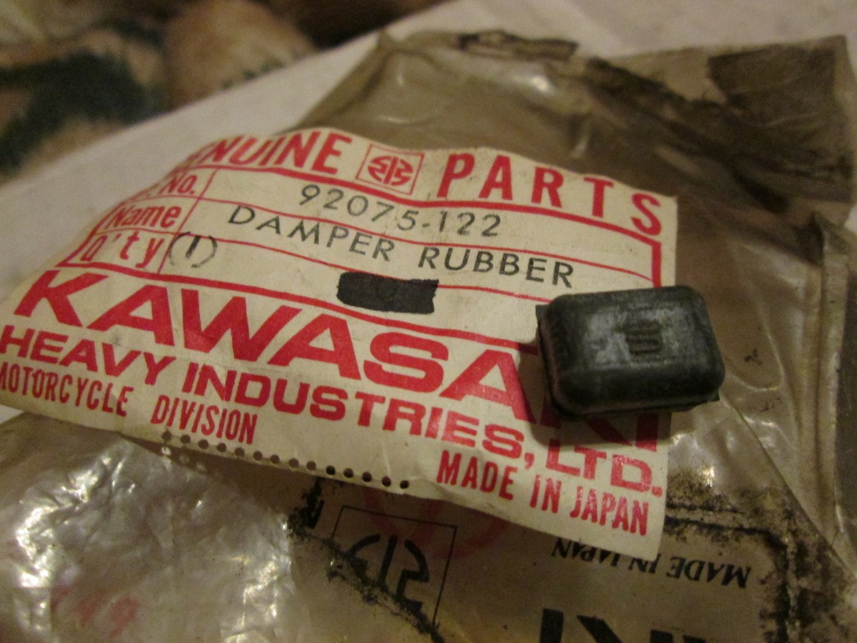NOS Kawasaki OEM Cam Chain Tensioner Rubber Damper 1973 1974 1975