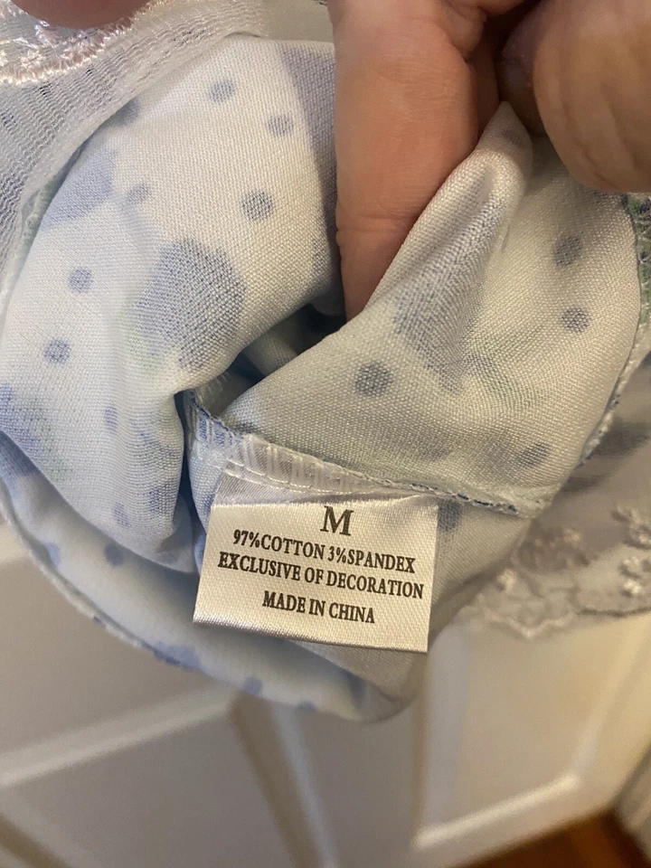 Vestido de verano para niñas talla mediana azul y blanco con parte inferior y mangas de encaje Foto 4 de 4