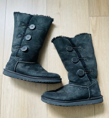 UGG Australia Bailey Button Women's Black Suede Sheepskin Mid-Calf Boots 8