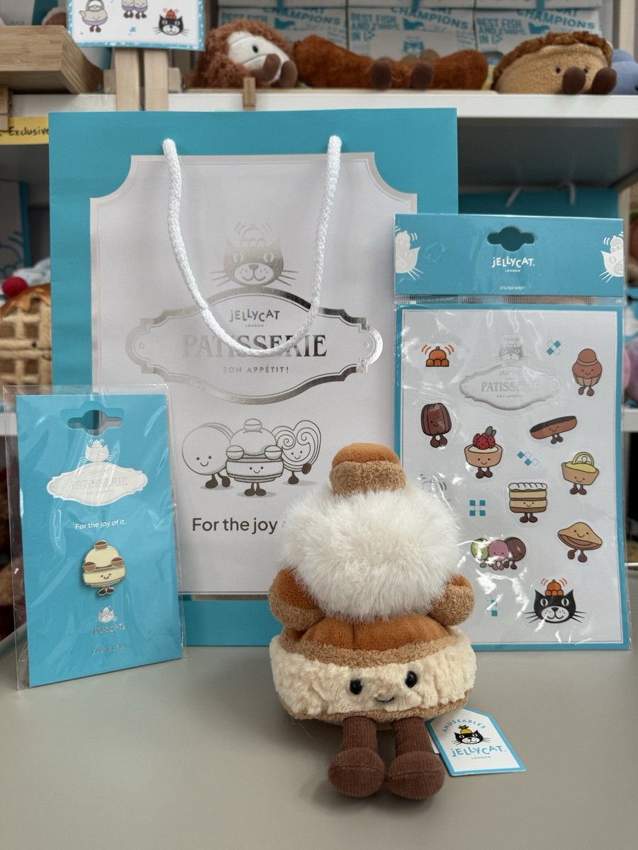 Jellycat Paris Exclusive Amuseables St. Honore Cake. BNWT, with