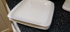 HOTEL PURE LUXURY WHITE SQUARE DINNER PLTES X 4