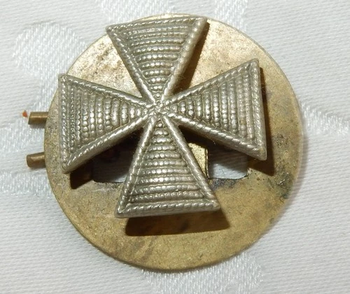 WW2 ERA THE ROYAL MALTA ARTILLERY COLLAR BADGE - ROUND LUGS + FIXINGS