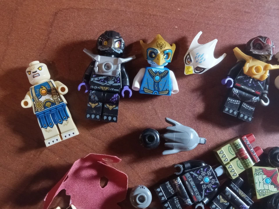 Lego Castle Legends Of Chima Minifigure Huge Lot Fantasy Era Kingdoms Parts D&D - Image 2 of 4