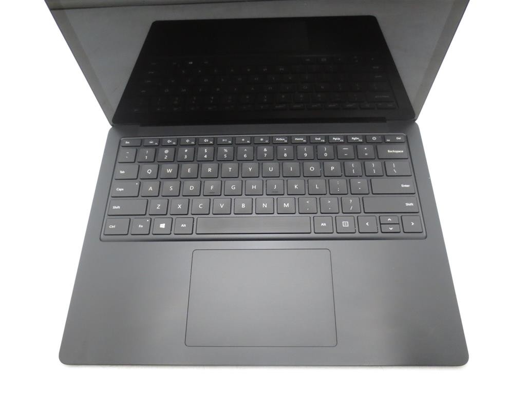 Microsoft Surface Laptop 3 Core i5-1035G7 8GB RAM 256GB SSD 13.3