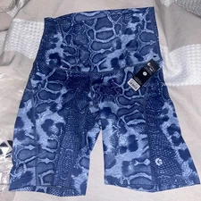 New Ethika Biker Shorts Women’s Small