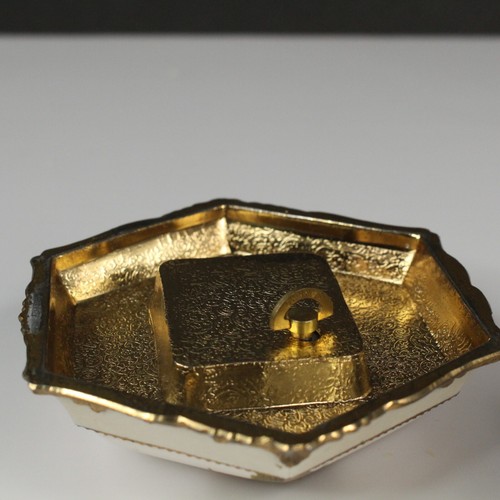 Vintage Small Trinket Sankyo Music Box Made In Japan bone China READ - Picture 8 of 11