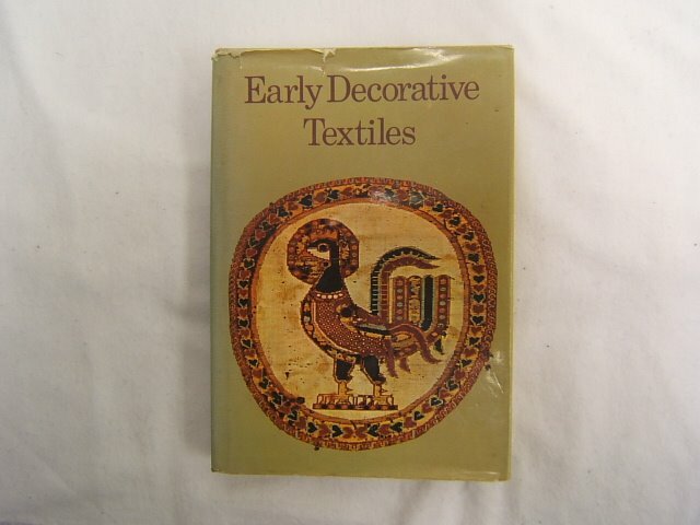 Early Decorative Textiles by W. Fritz Volbach 1969 Paul Hamlyn Cameo Illus.