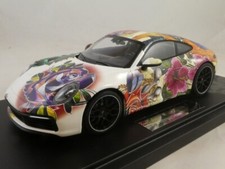 Minichamps Porsche 911 Carrera 4S Flower Design 2019 1/18 155067329