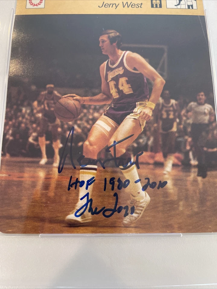 Tarjeta de Sportscaster 1977 autografiada firmada por Jerry West PSA/DNA LOGOTIPO AUTOMÁTICO DE LOS LAKERS Foto 2 de 4
