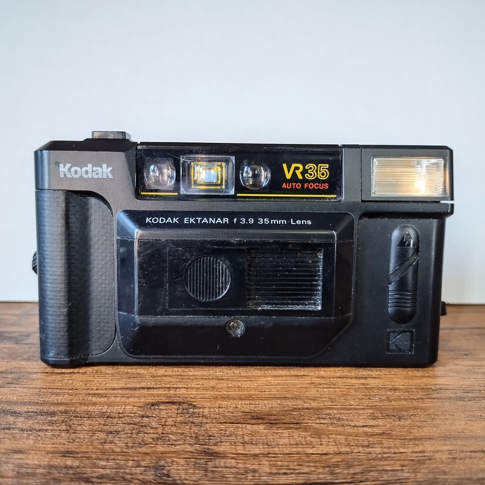 Vintage 1980's Kodak Camera K80 VR35 Ektanar f 3.9 Lens 35mm Film DX