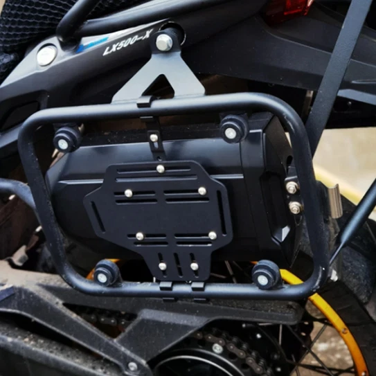 Caja de herramientas impermeable 3,8 litros lado izquierdo para BMW R1250GS R1200GS R1300GS ADV Foto 2 de 4