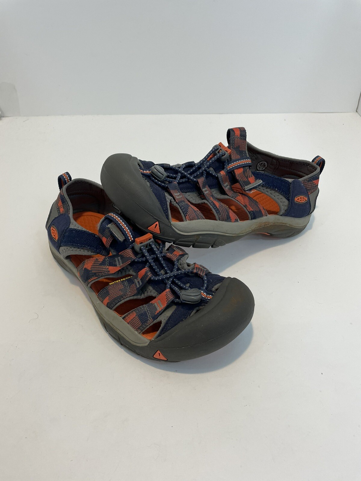 KEEN Sandali impermeabili per bambini grandi taglia 6 sportivi escursioni a piedi blu arancione all'aperto