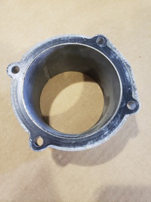 Detroit Diesel Intake Elbow Pipe Socket A4720981637 / A4720980237  