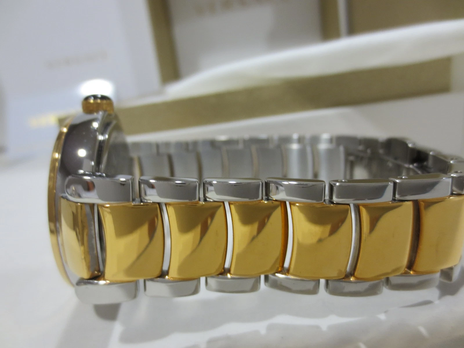 Orologio da polso Versace donna VNC050014 Leda quadrante argento acciaio inox bicolore