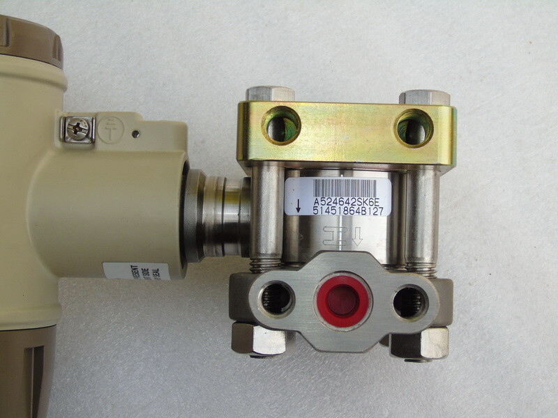 Honeywell ST3000 Smart Pressure Transmitter YSTG974 Offshore Oilwell