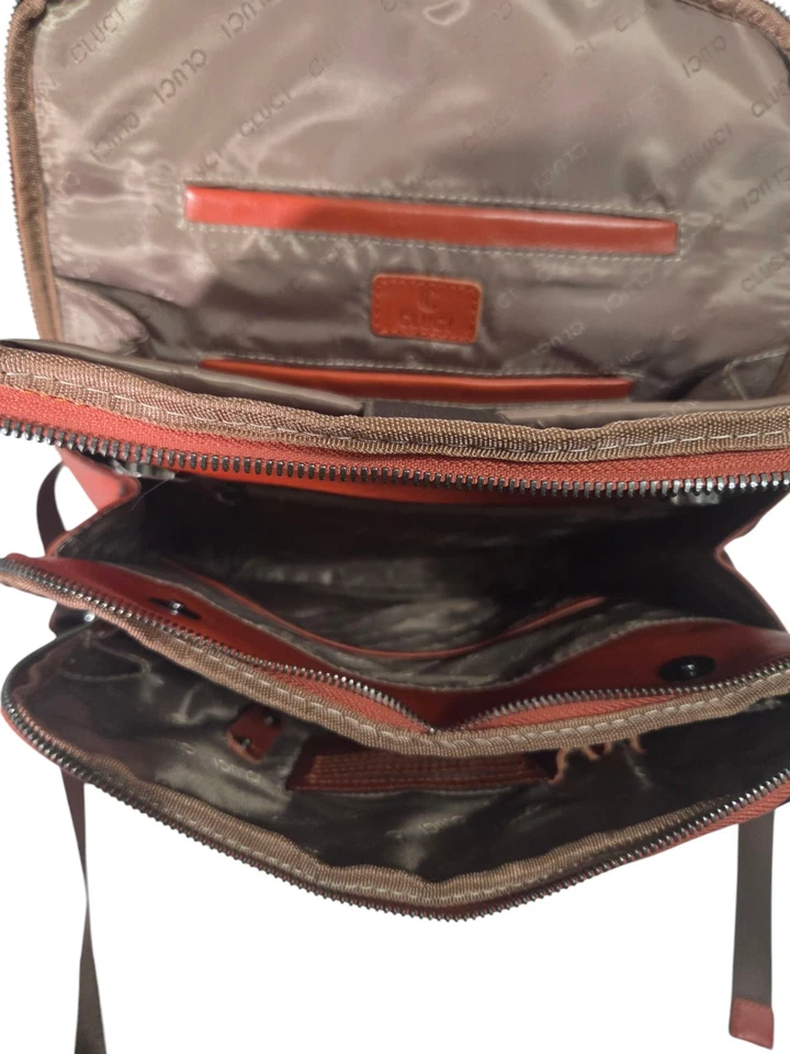 Cluci Leather Laptop Backpack Briefcase Bag Travel Commuter Organizer - Image 4 of 4