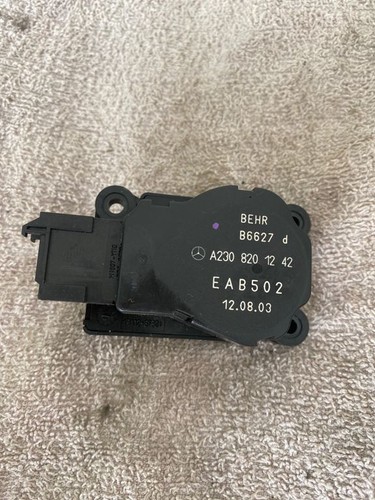 Mercedes-Benz E W211 2005 Stellmotor Heizung Klima A2308201242 Benzin