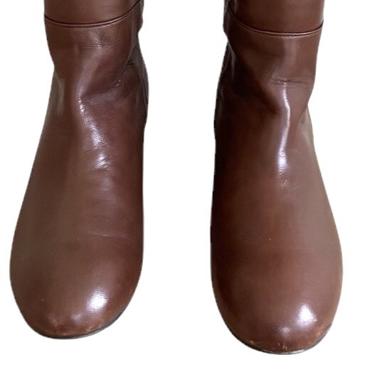 STUART WEITZMAN Cognac Stretch Leather Pull On Bo… - image 11