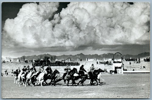 INDIAN HORSE PERFORMANCE VINTAGE REAL PHOTO POSTCARD RPPC - 第 1/2 張圖片