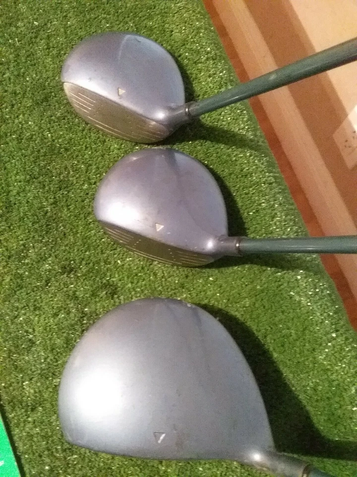 Square Two Ladies Light & Easy 444 Full Set Driver 3-7 Woods, 6-SW (No PW)  - Image 3 of 4