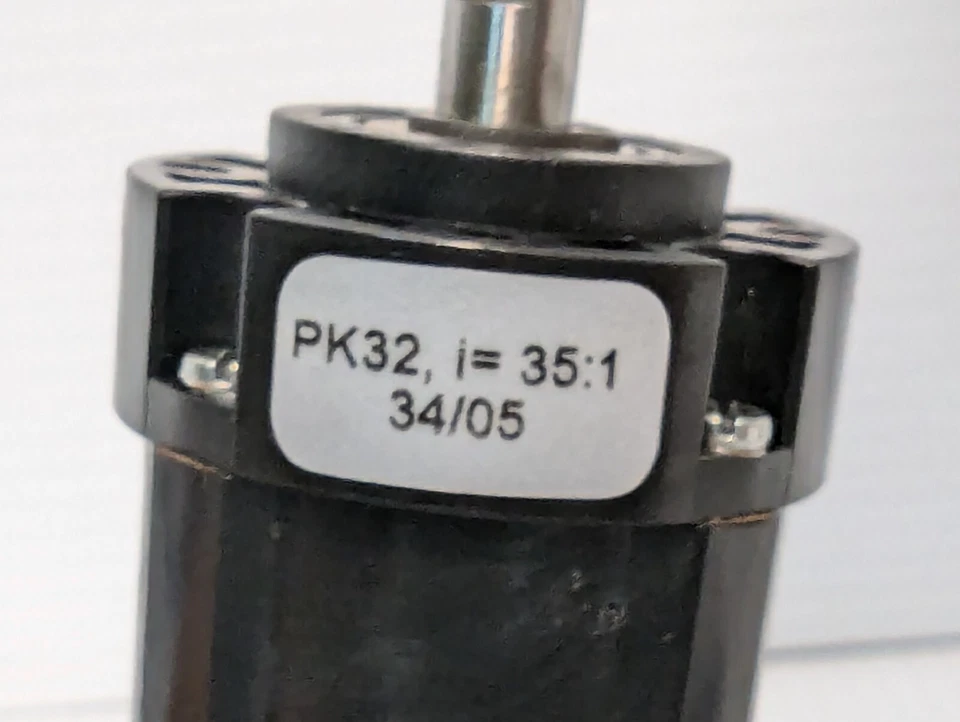 Motor Maxon 41.032.032-00.00-530 CC PK32 i=35:1+Devoluciones Foto 3 de 4