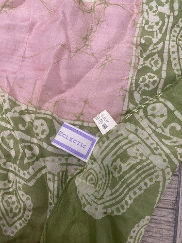 Oversized VINTAGE BARBARA ECLECTIC Scarf 100% SILK 31" by "64 - Picture 2 of 6