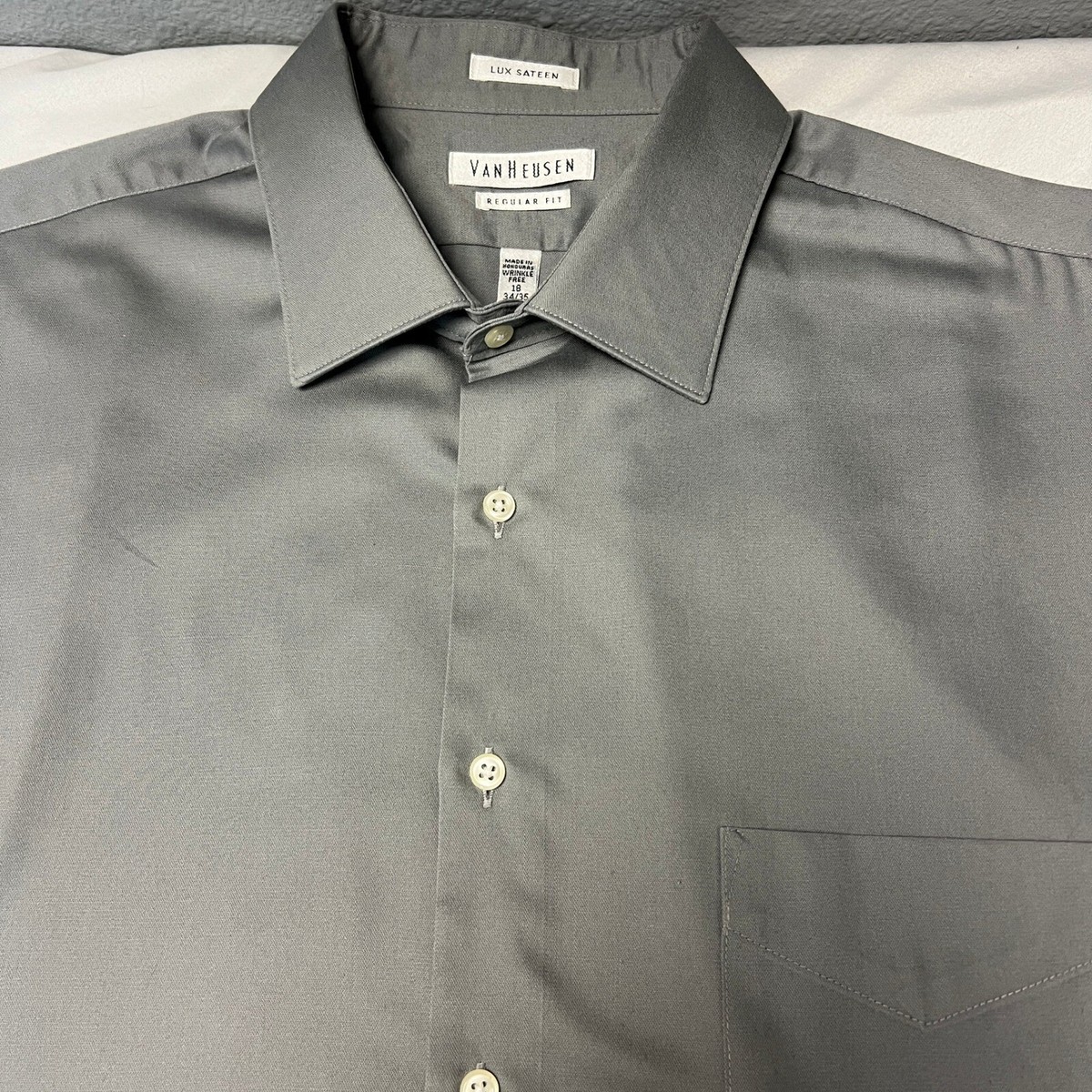 Van Heusen Lux Sateen Wrinkle Free Dress Shirt Regular Fit Gray 18 34/35