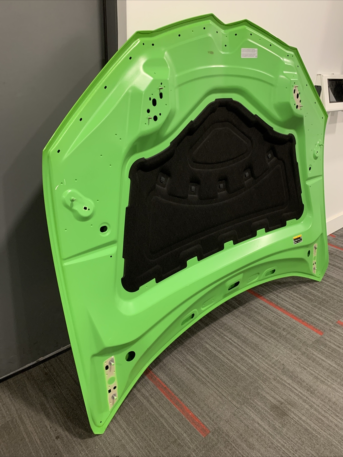 LAMBORGHINI URUS FRONT HOOD OEM 4ML010515A Neon Green