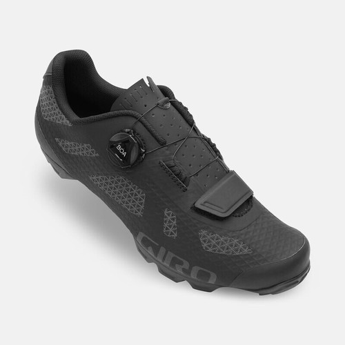 Giro Rincon Black 46 -Open Box