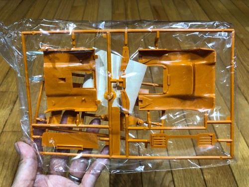 McLAREN M8D 1/28 MODEL KIT OTAKI VINTAGE CAN AM - Picture 5 of 20