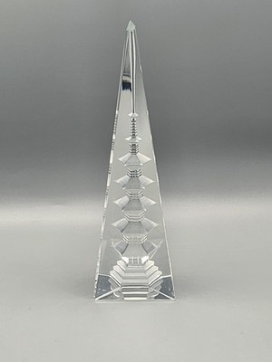 HOYA Art Glass Reverse Cut Lead Crystal Obelisk  Pagoda Spire. Japan. *READ *