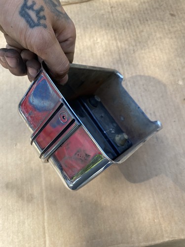 Harley Dyna Fuse Box Cover Chrome Oem 2002 - Picture 4 of 4
