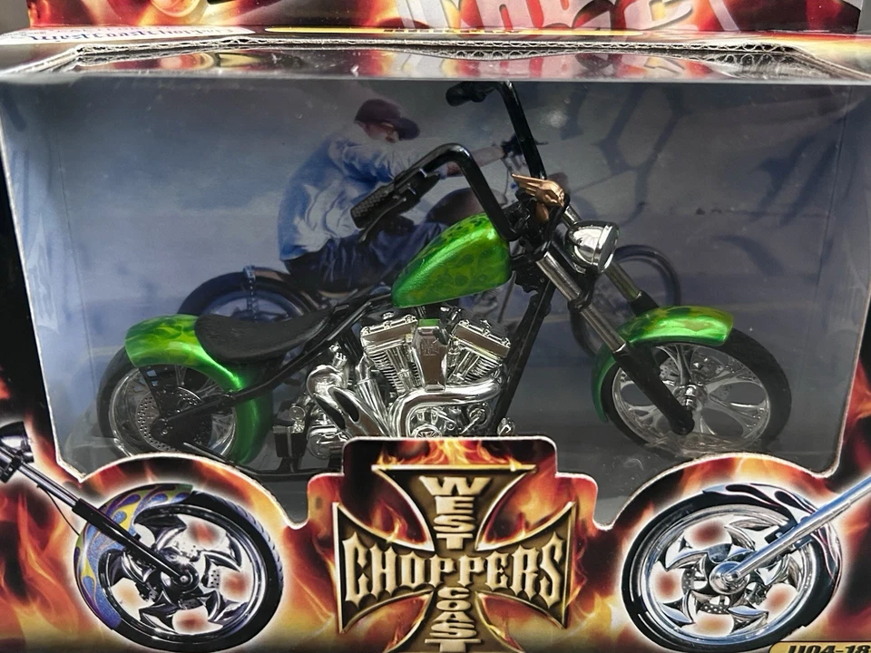 Jesse James West Coast Choppers Barfly Green JJ04-18-21. 1:18 Scale Die Cast - Image 2 of 4